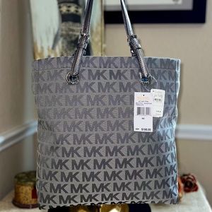 MICHAEL KORS Jet Set Grab Bag Tote Gun Metal Metallic Silver Jacquard NWT